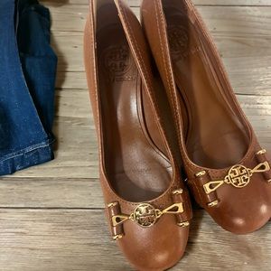 Tory Burch Brown Heels with Gold Accents